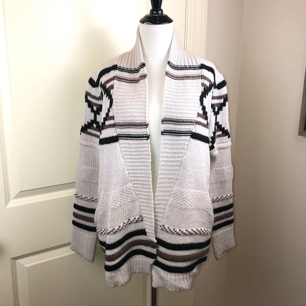 Love Stitch Chunky Ivory White Sweater Cardigan S
